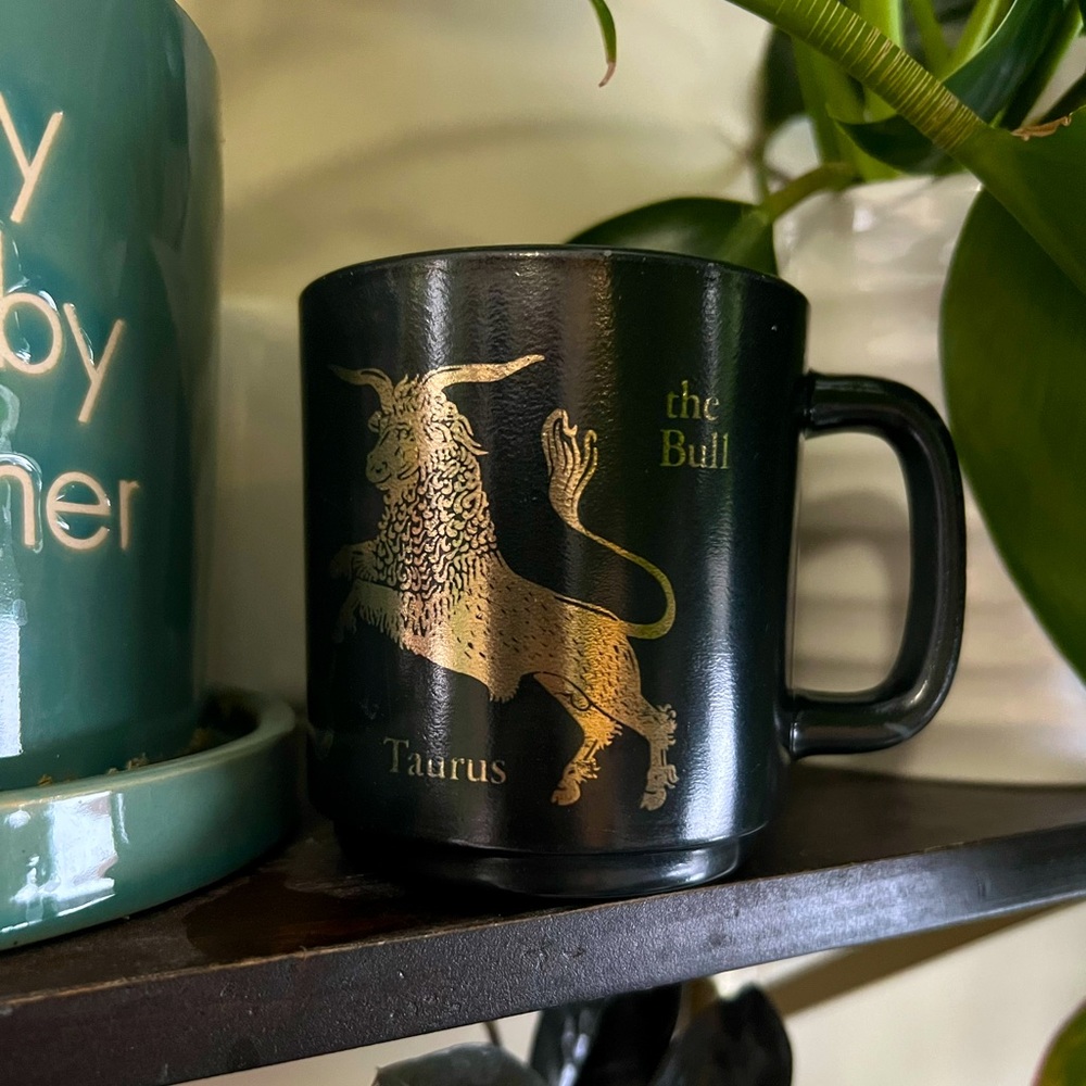 Glasbake zodiac mug- Taurus